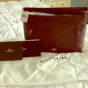 Coach pebbled crossbody tote nwt